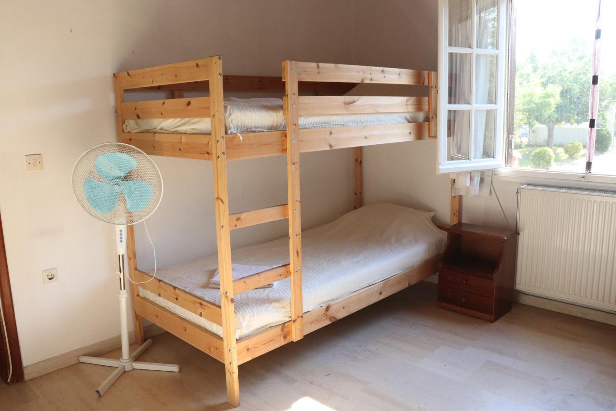 Beautiful Nearby Beach House With Garden, Private Pool And Large Yard Sidárion Dış mekan fotoğraf
