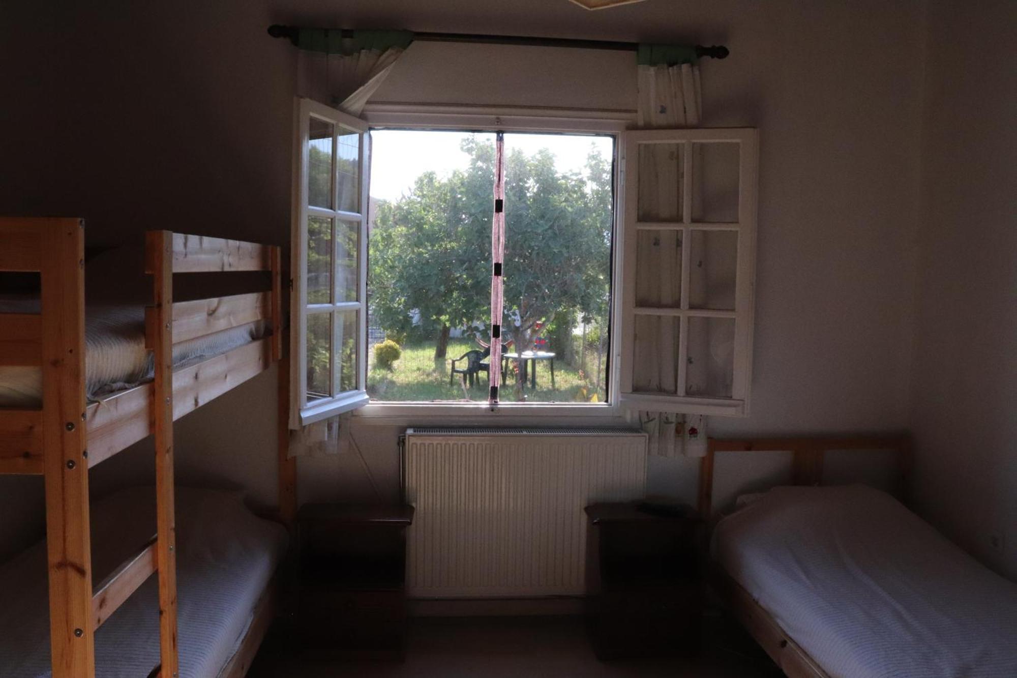Beautiful Nearby Beach House With Garden, Private Pool And Large Yard Sidárion Dış mekan fotoğraf