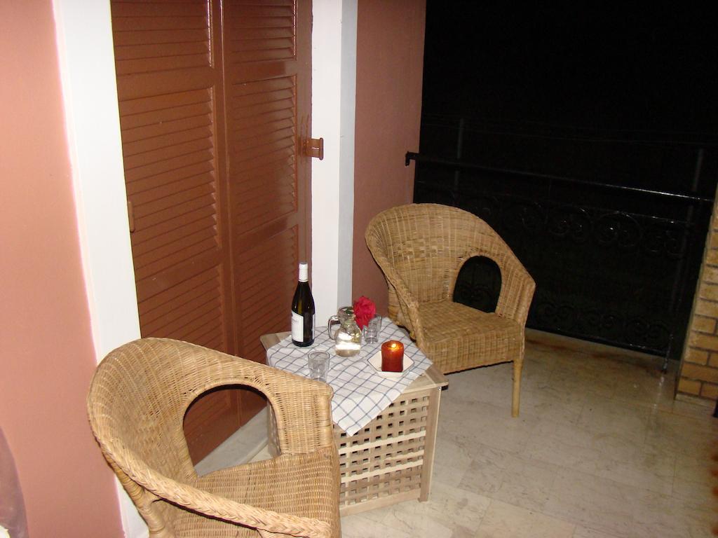 Beautiful Nearby Beach House With Garden, Private Pool And Large Yard Sidárion Oda fotoğraf